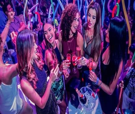 Noche de show en Coco Bongo